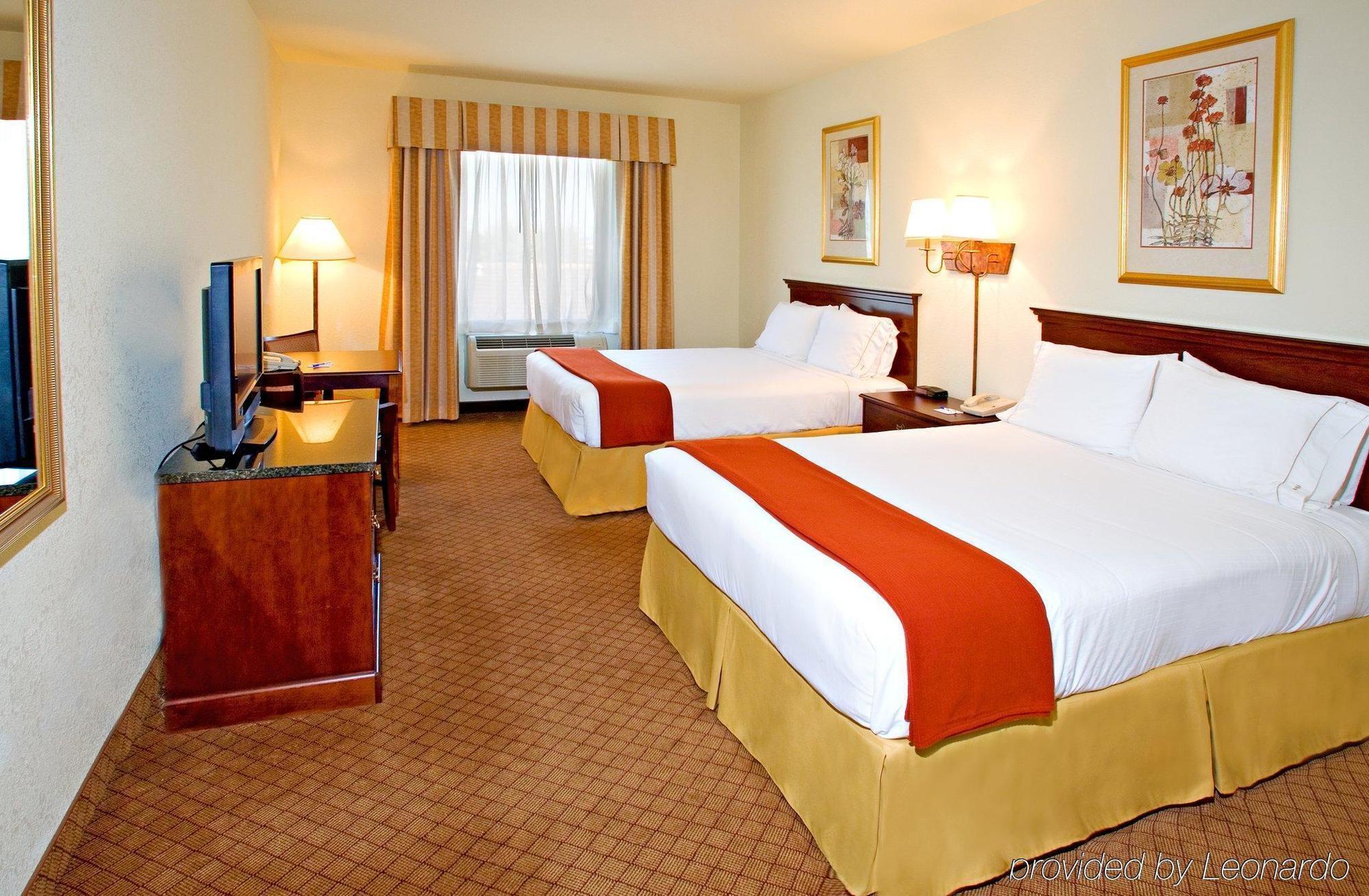 Holiday Inn Express Hotel And Suites Weslaco By Ihg Camera foto