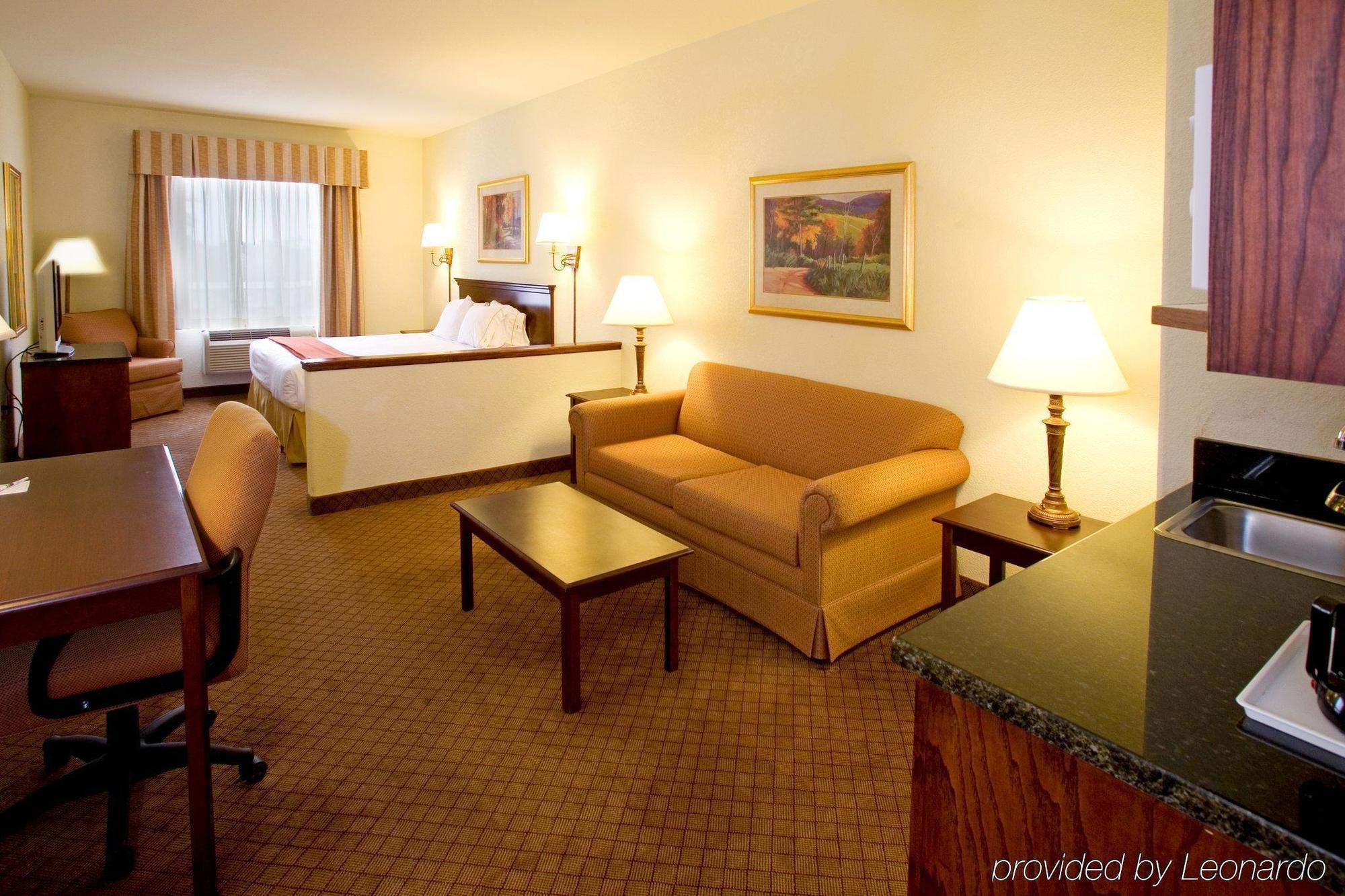 Holiday Inn Express Hotel And Suites Weslaco By Ihg Camera foto