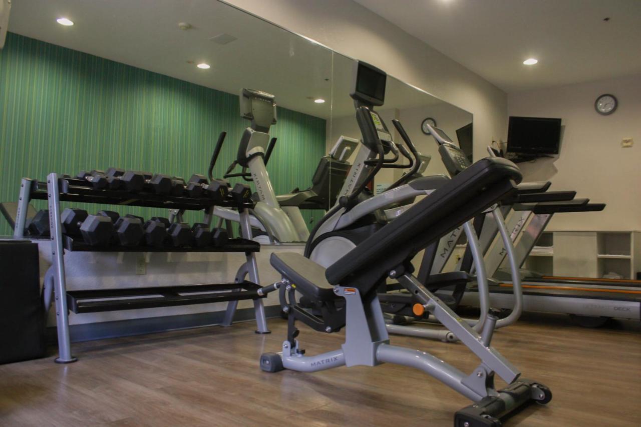 Holiday Inn Express Hotel And Suites Weslaco By Ihg Esterno foto